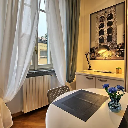 Logicasa Tower Gate Apartament Como